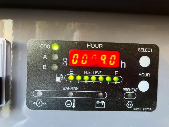 発電機デンヨー　中古　TLG-13LSY　三相200V　発電機