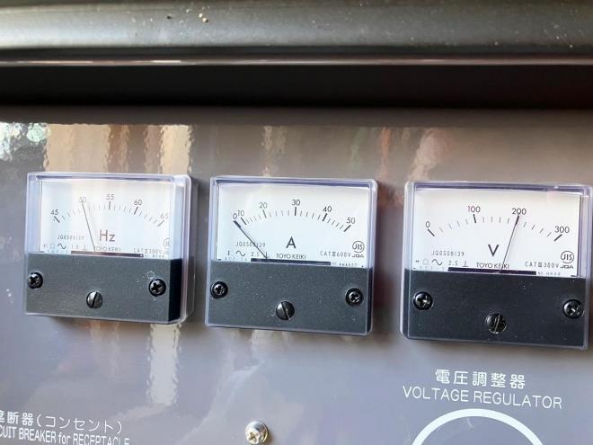 発電機デンヨー　中古　TLG-13LSY　三相200V　発電機