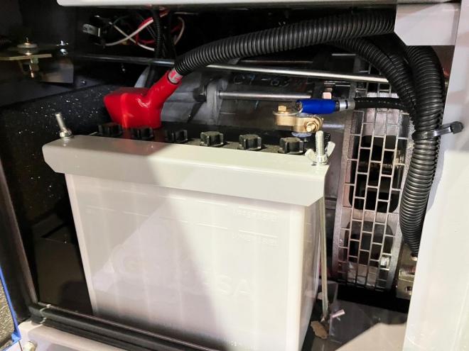 発電機デンヨー　中古　TLG-13LSY　三相200V　発電機