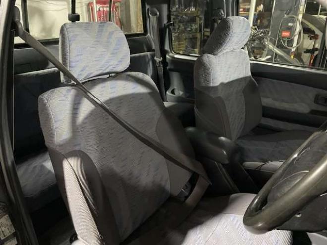 ハイラックススポーツピックアップ 2.4 エクストラキャブ ワイドボディ ディーゼルターボ 4WD　検7年12月市内コ・ミ・コ・ミ 2400