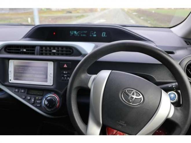 アクア1.5 S　検2年　自社　ローンカノウ 2WD 1500