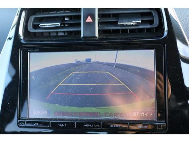 プリウス1.8 A E-Four 4WD　検7/12　寒冷地仕様車 1800