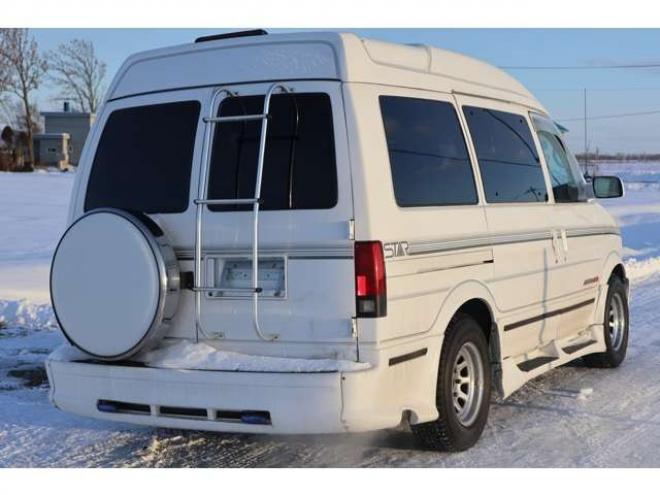 アストロベース　検1年　貨物登録　自社　ローンカノウ 4WD 4300