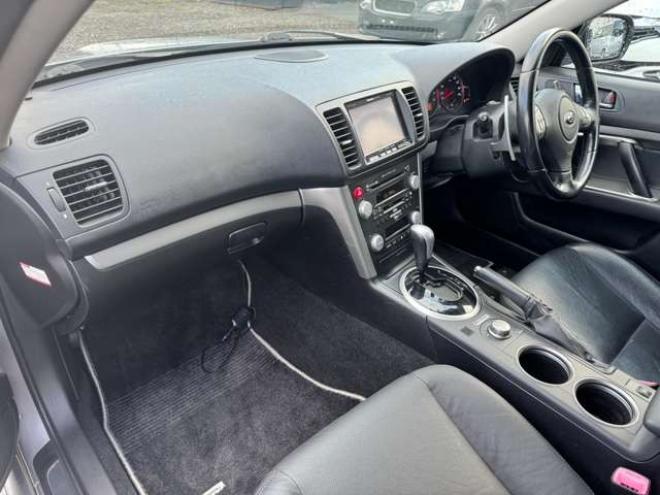 レガシィワゴン2.0 GT 4WD　ナビ　TV　Bカメラ 2000
