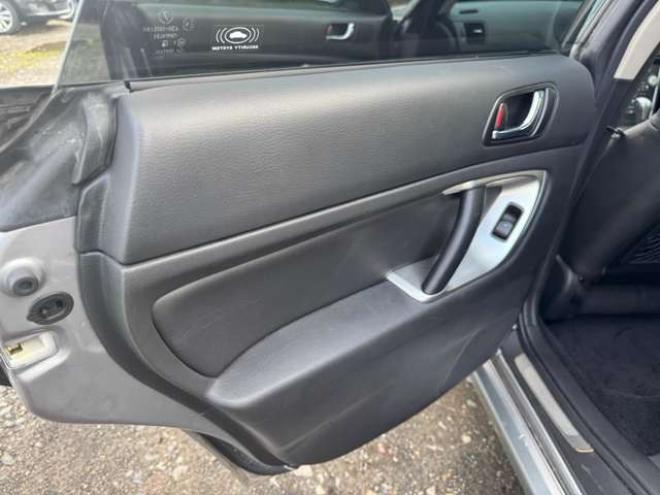 レガシィワゴン2.0 GT 4WD　ナビ　TV　Bカメラ 2000