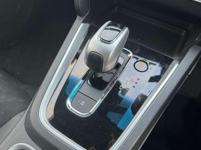 シャトル1.5 ハイブリッド X ホンダセンシング 4WD　ナビ　TV　Bカメラ　Bluetooth　夏冬タイヤ 1500