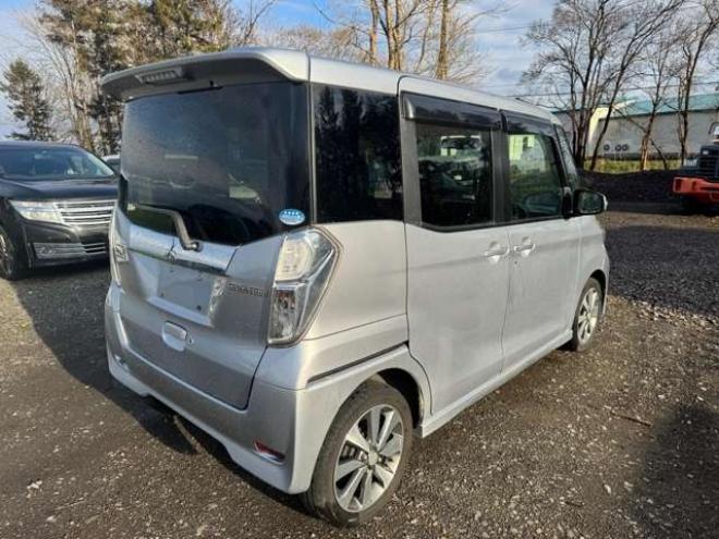 ekスペースカスタム T 4WD　ナビ　TV　Bカメラ　両側Pスライド 660
