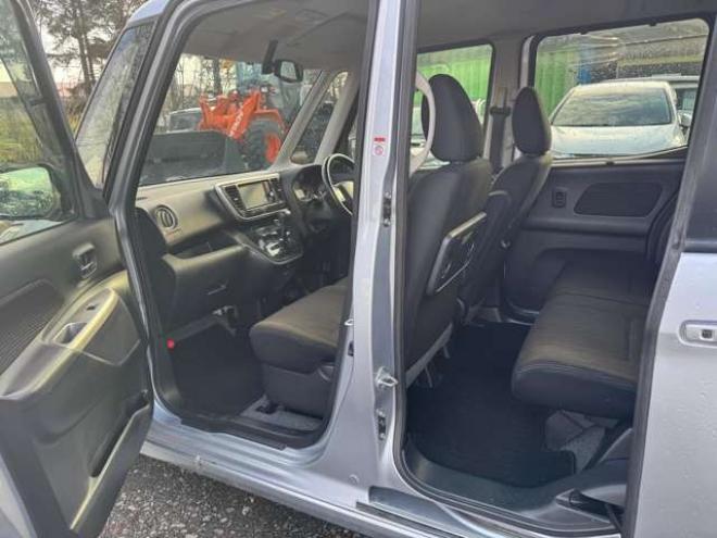 ekスペースカスタム T 4WD　ナビ　TV　Bカメラ　両側Pスライド 660