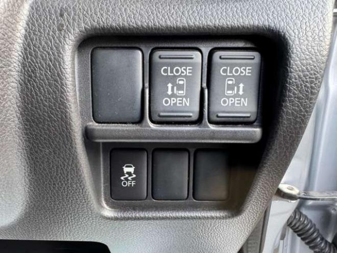 ekスペースカスタム T 4WD　ナビ　TV　Bカメラ　両側Pスライド 660