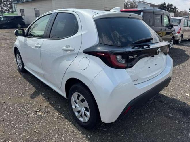 ヤリス1.5 X 4WD　Bluetooth　ナビ　Bカメラ　3年保証 1500