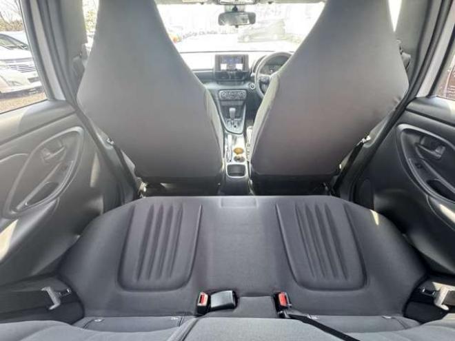 ヤリス1.5 X 4WD　Bluetooth　ナビ　Bカメラ　3年保証 1500