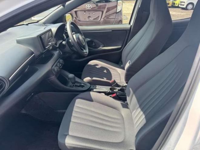 ヤリス1.5 X 4WD　Bluetooth　ナビ　Bカメラ　3年保証 1500