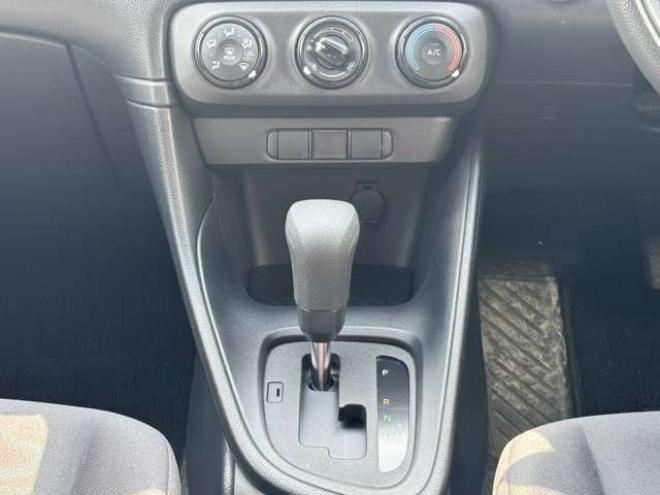 ヤリス1.5 X 4WD　Bluetooth　ナビ　Bカメラ　3年保証 1500