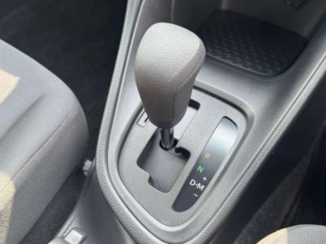 ヤリス1.5 X 4WD　Bluetooth　ナビ　Bカメラ　3年保証 1500