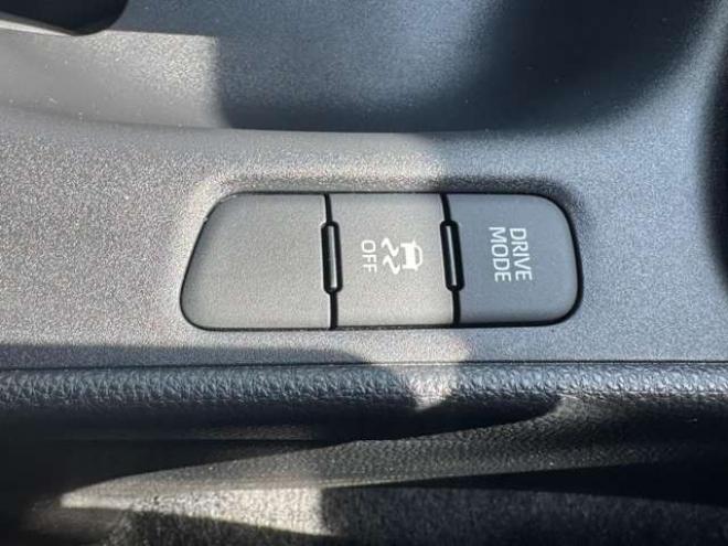 ヤリス1.5 X 4WD　Bluetooth　ナビ　Bカメラ　3年保証 1500