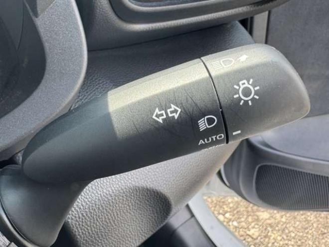 ヤリス1.5 X 4WD　Bluetooth　ナビ　Bカメラ　3年保証 1500