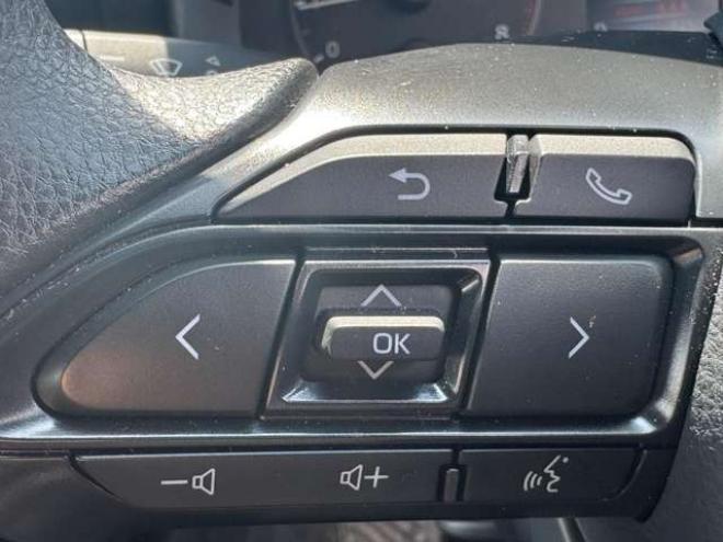 ヤリス1.5 X 4WD　Bluetooth　ナビ　Bカメラ　3年保証 1500
