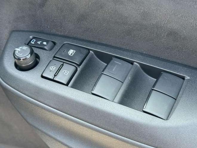 ヤリス1.5 X 4WD　Bluetooth　ナビ　Bカメラ　3年保証 1500