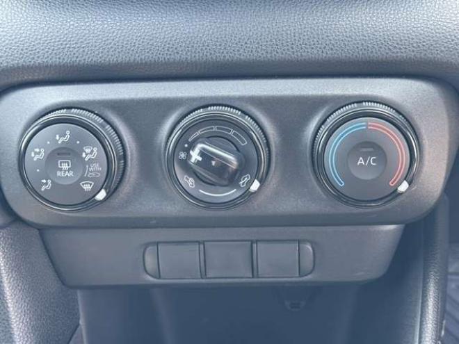 ヤリス1.5 X 4WD　Bluetooth　ナビ　Bカメラ　3年保証 1500