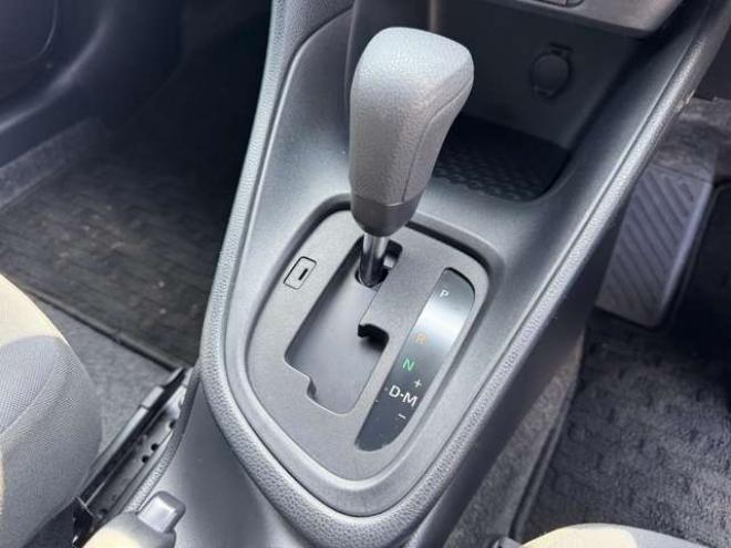 ヤリス1.5 X 4WD　Bluetooth　ナビ　Bカメラ　3年保証 1500