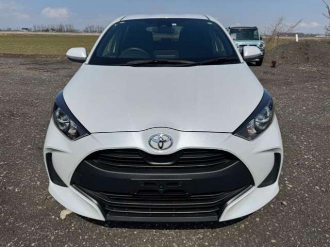 ヤリス1.5 X 4WD　Bluetooth　ナビ　Bカメラ　3年保証 1500