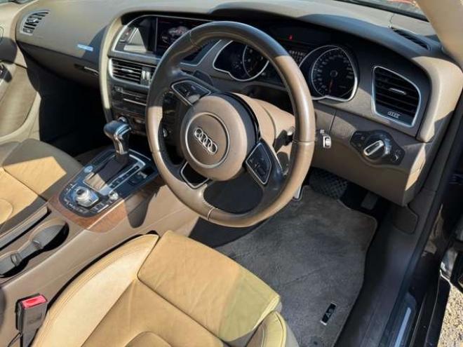 アウディA5スポーツバック 2.0 TFSI クワトロ 4WD　ナビ　TV　Bカメラ　Bluetooth　本革シート 正規輸入車 2000