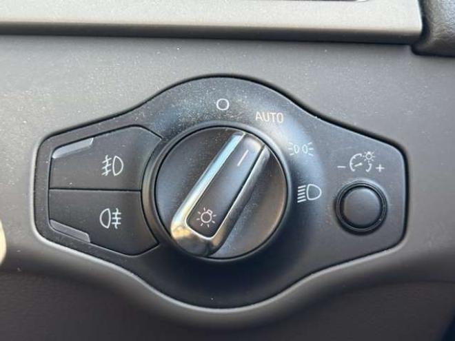 アウディA5スポーツバック 2.0 TFSI クワトロ 4WD　ナビ　TV　Bカメラ　Bluetooth　本革シート 正規輸入車 2000