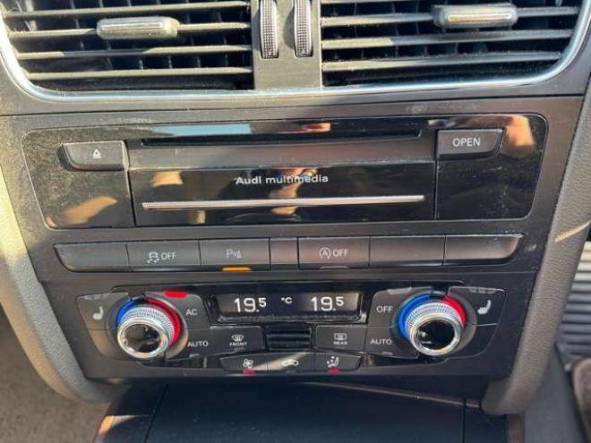 アウディA5スポーツバック 2.0 TFSI クワトロ 4WD　ナビ　TV　Bカメラ　Bluetooth　本革シート 正規輸入車 2000