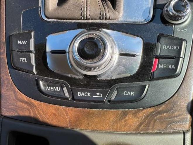 アウディA5スポーツバック 2.0 TFSI クワトロ 4WD　ナビ　TV　Bカメラ　Bluetooth　本革シート 正規輸入車 2000