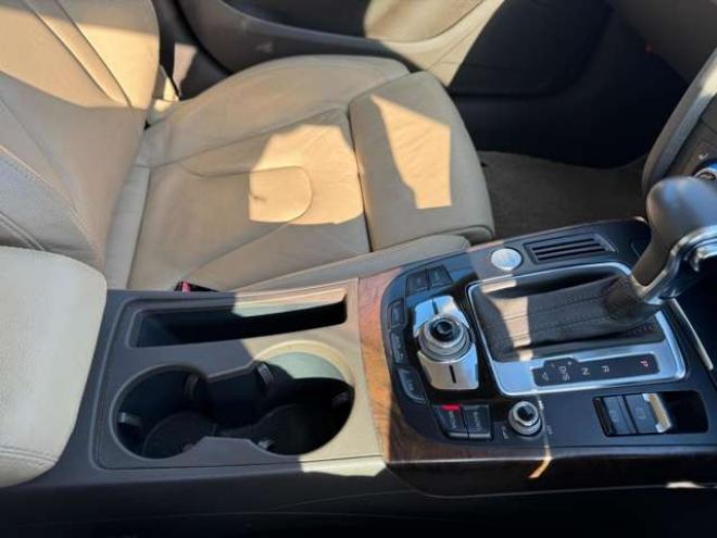 アウディA5スポーツバック 2.0 TFSI クワトロ 4WD　ナビ　TV　Bカメラ　Bluetooth　本革シート 正規輸入車 2000