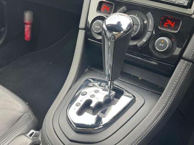 プジョーRCZ　1.6　本革　ナビ　TV　シートヒーター 正規輸入車 2WD 1600