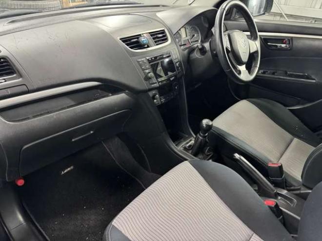 スイフト1.2 RS　5速　12ヶ月点検済 2WD 1200