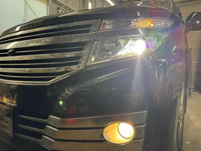 エルグランド3.5 ライダー ブラックライン 4WD　黒革シート　ツインサンルーフ 3500