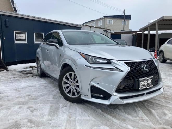 レクサスNX 200t 4WD　 2000