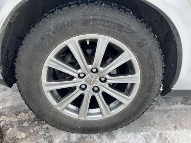 レクサスNX 200t 4WD　 2000