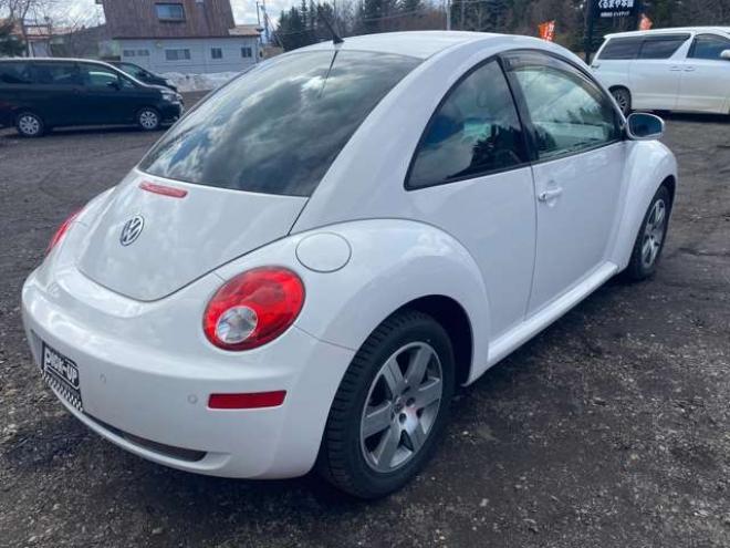 ニュービートルニュービートル　 正規輸入車 2WD 2000