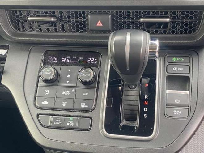 ステップワゴン1.5 エアー 4WD　 1500