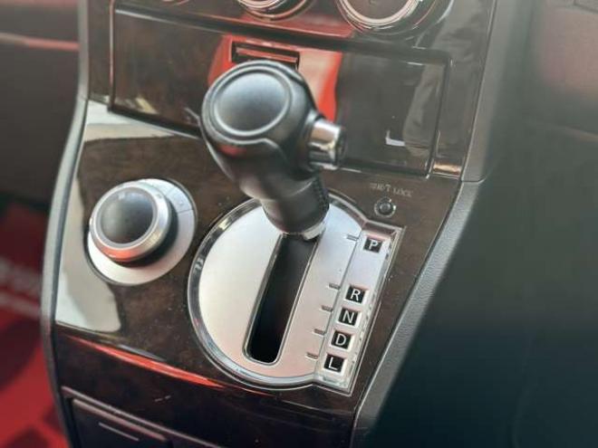 デリカD：5 2.2 シャモニー ディーゼルターボ 4WD　ワンオーナー/社外ナビ/両側パワスラ/ETC 2300