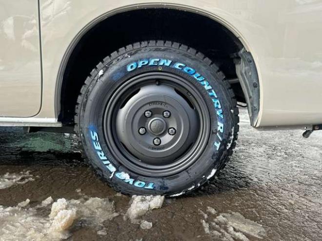 タウンエースバン1.5 GL 4WD　キャンピング仕様/オリジナル全塗装/外ナビ 1500