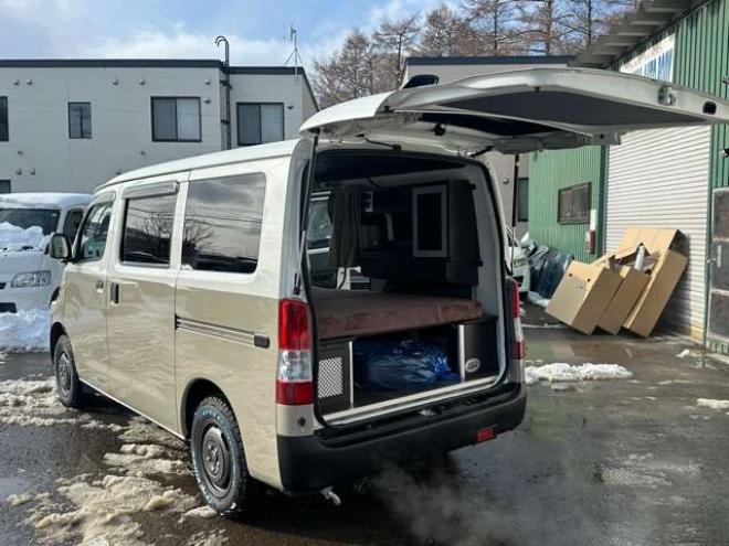 タウンエースバン1.5 GL 4WD　キャンピング仕様/オリジナル全塗装/外ナビ 1500
