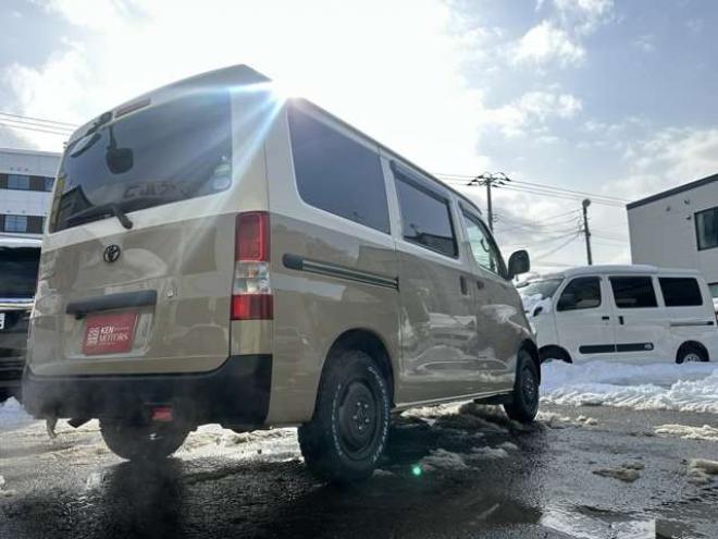 タウンエースバン1.5 GL 4WD　キャンピング仕様/オリジナル全塗装/外ナビ 1500