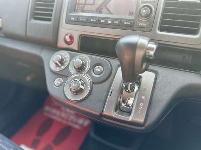 クロスロード2.0 20X HDDナビ エディション 4WD　ワンオーナー/純正ナビ/Sヒーター/Bカメラ 2000