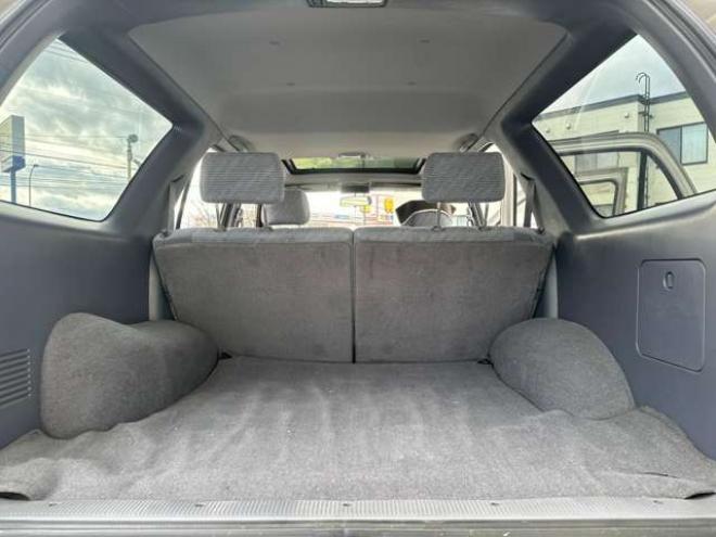 ハイラックスサーフ3.0 SSR-X ワイドボディ アクティブパッケージ装着車III ディーゼルターボ 4WD　サンルーフ/サイドステップ/純正アルミ 3000