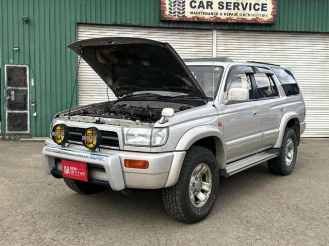 ハイラックスサーフ3.0 SSR-X ワイドボディ アクティブパッケージ装着車III ディーゼルターボ 4WD　サンルーフ/サイドステップ/純正アルミ 3000
