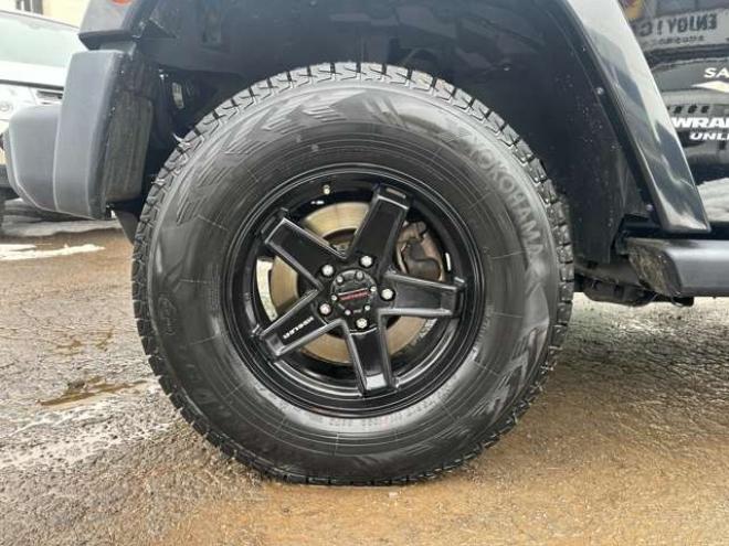 ラングラーアンリミテッド サハラ 4WD　社外AW/ABS/キーレス/ディーラー車/PS/PW 正規輸入車 3800