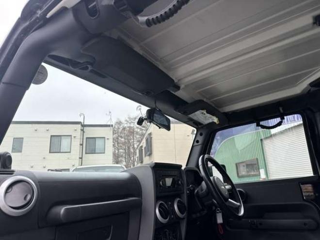 ラングラーアンリミテッド サハラ 4WD　社外AW/ABS/キーレス/ディーラー車/PS/PW 正規輸入車 3800