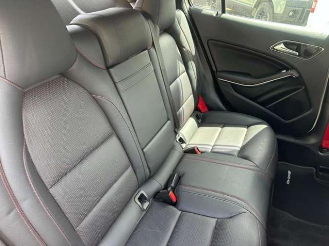 ベンツGLAクラス GLA 45 4マチック 4WD　電動Bドア/皮シート/クルコン/ドラレコ 正規輸入車 2000