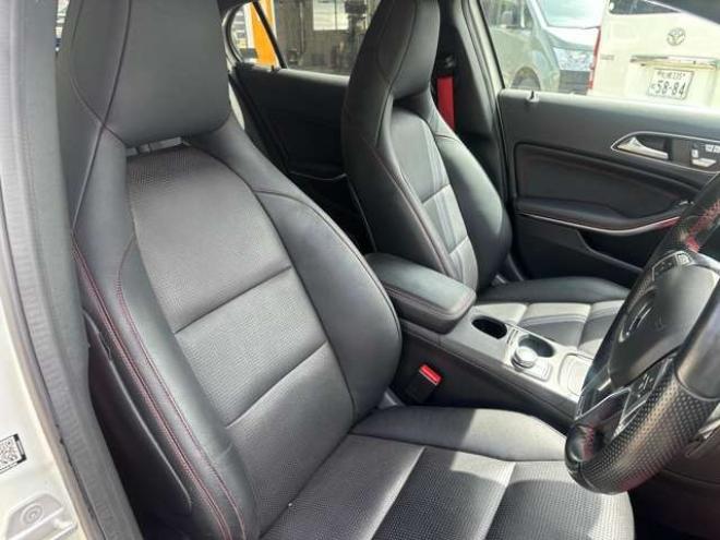 ベンツGLAクラス GLA 45 4マチック 4WD　電動Bドア/皮シート/クルコン/ドラレコ 正規輸入車 2000