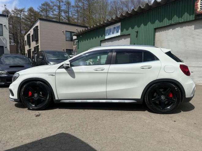 ベンツGLAクラス GLA 45 4マチック 4WD　電動Bドア/皮シート/クルコン/ドラレコ 正規輸入車 2000