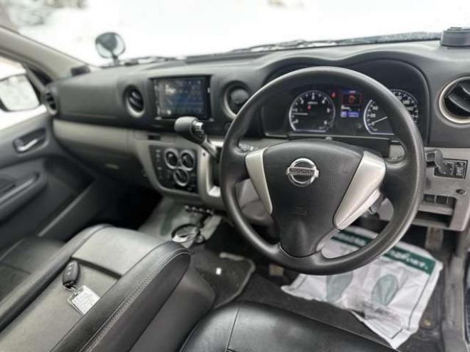 キャラバンNV350 2.5 プレミアムGX ロングボディ ディーゼルターボ 4WD　記録簿/ディスプレイオーディオ/Bカメラ 2500